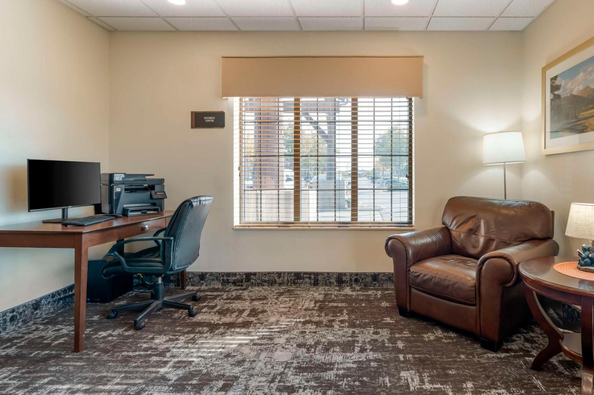 Best Western Yellowstone Crossing Laurel Ngoại thất bức ảnh