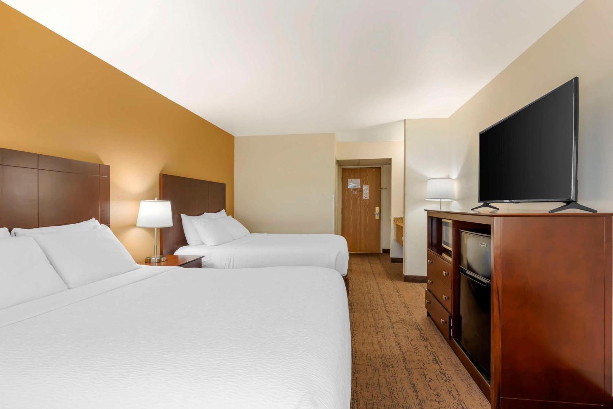 Best Western Yellowstone Crossing Laurel Ngoại thất bức ảnh